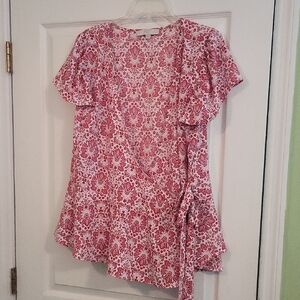 LOFT Plus Red and Pink Patterned Top